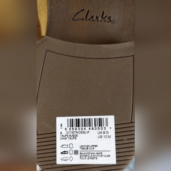 NIB MEN'S CLARKS TAUPE LOAFERS - Picture 5 of 12
